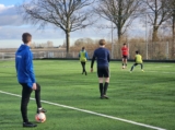 Training ST D.Z.C. '09/S.K.N.W.K. JO15-1 van zaterdag 11 januari 2025 (73/148)